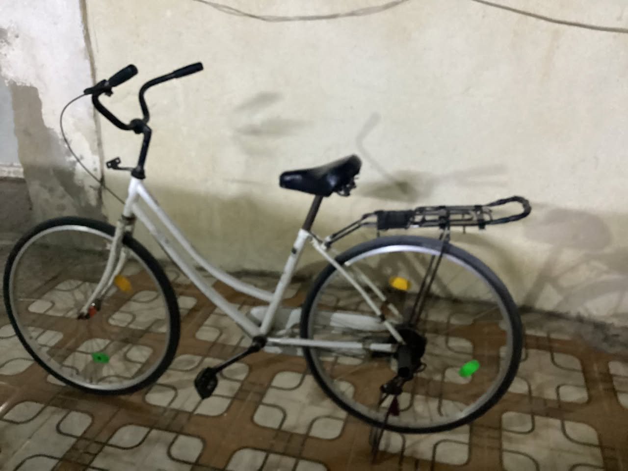 بيسكل للبيع  ويه مداكل 2017ياباني  سعره 70وبي مجال  أو مراوس بيسكل نضيف


**إذا كنت صاحب هذا الإعلان وتريد حذفه لأي سبب، رجاءا أرسل رسالة إلى الدعم الفني**