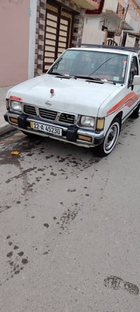 نيسان 93 بدون صبغ بدون خياس بور ستيرن تبريد.  للمراوس فقط ابدبل قمارة0...