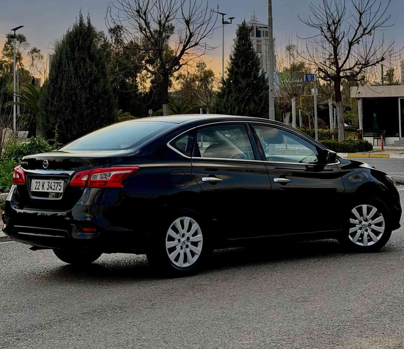 نیسان سێنترا 
مۆدێل : 2019
کێشە : 2 پارچەو بەخێک
نرخ : 113 وەرەقە 
ناونیشان هەولێر 
بۆ زانیاری زیاتر تێل بکە ***********
