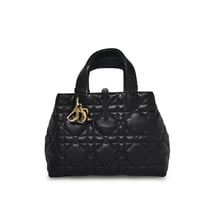 ديور • كود • خاتم