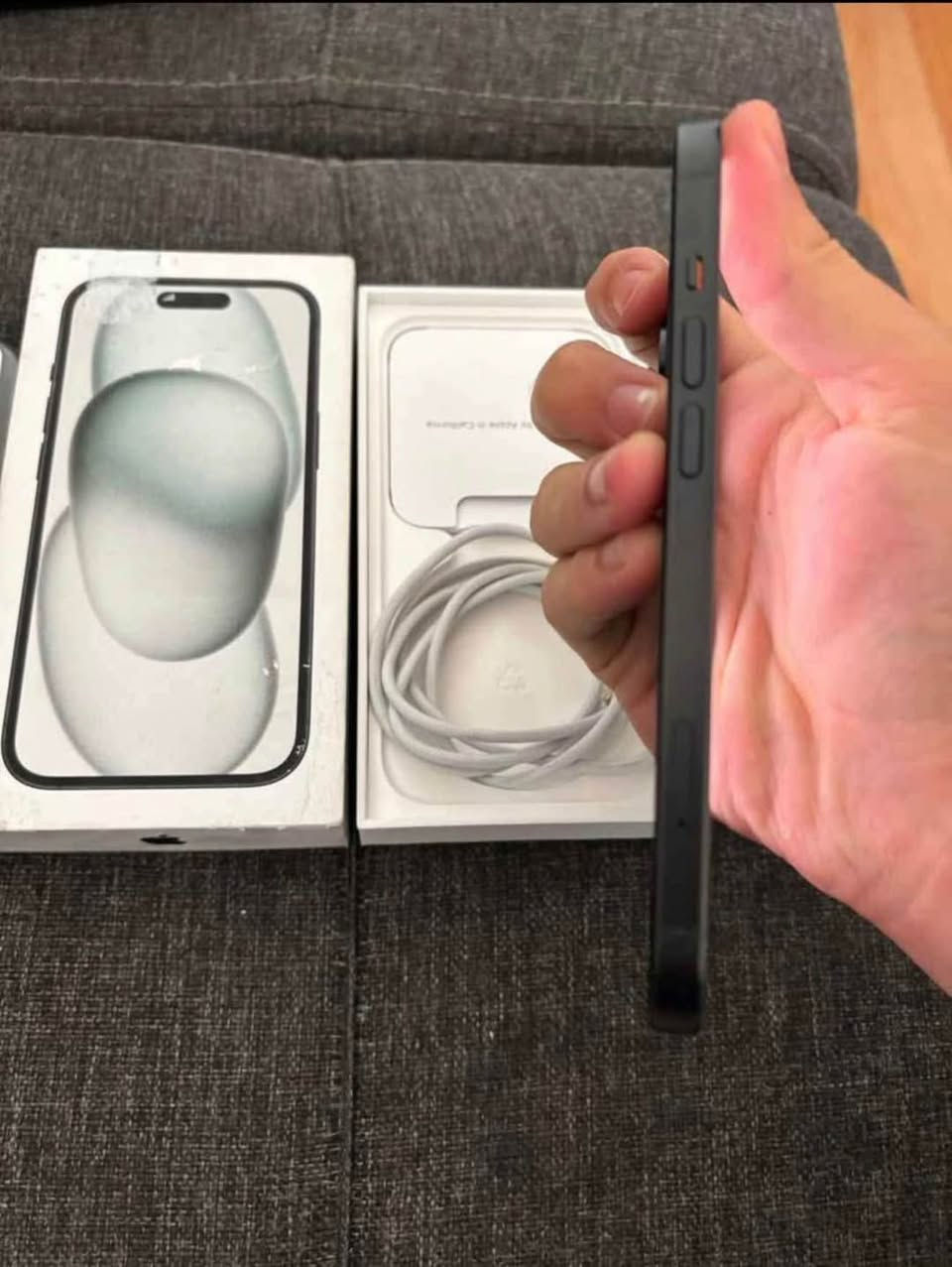 السعر 550 دولار 15 iPhone

ما مفتوح كفاله ضيف الجهاز ما مبدل ولا مفتوح بطاريه ٩٤

بس الجهاز والكارتون موجود مكاني ديالى قريه العنبكيه خناقين, ديالى


**إذا كنت صاحب هذا الإعلان وتريد حذفه لأي سبب، رجاءا أرسل رسالة إلى الدعم الفني**