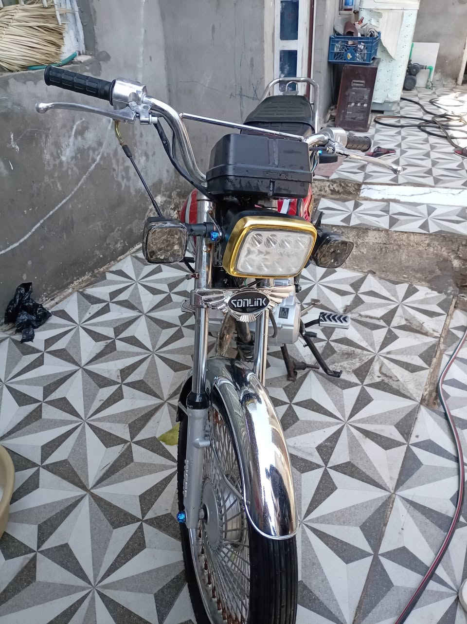 سلام عليكم عدي درجه يرانه المديل 2020 أو رقم تلفون *********** خير من الله كلشي مابي السعر 500 بغداد المدائن
