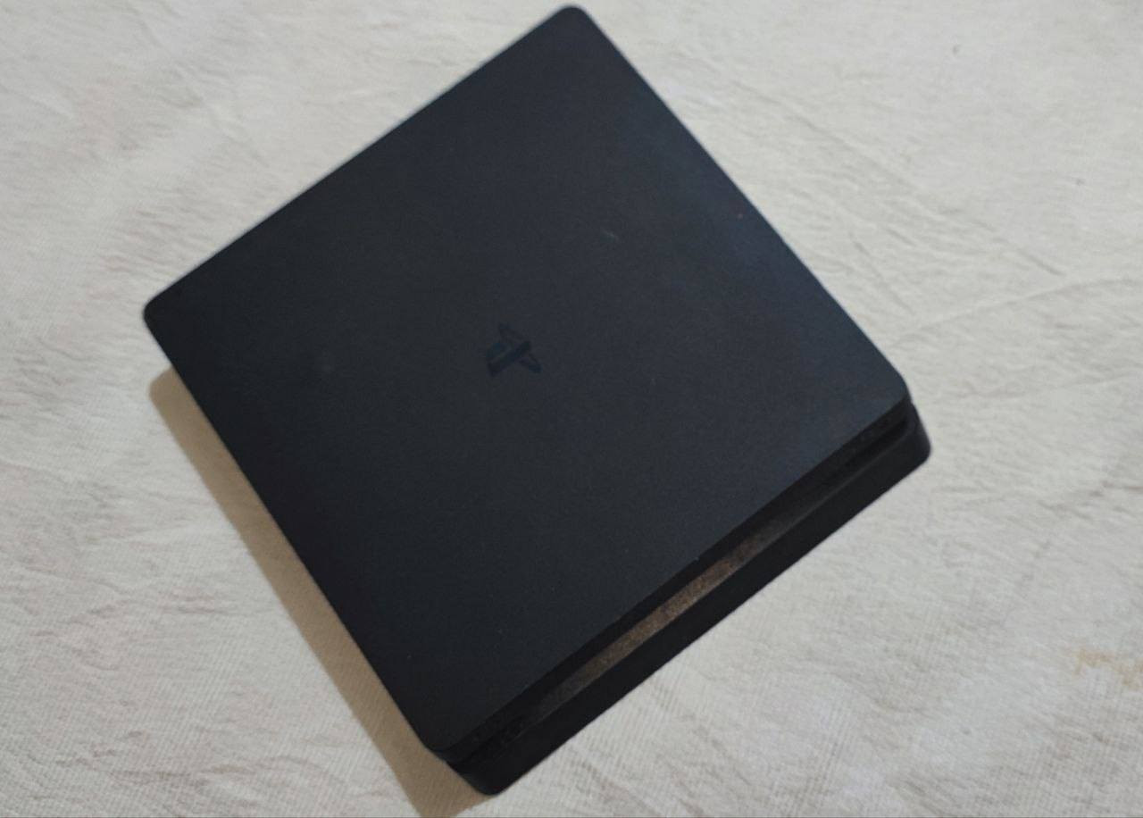 سلام عليكم بلي ٤ سلم اولاين ذاكره نص تيرا ممفتوح ولا مصلح ٢جوستك اصلي و٣ العاب ويو بي اس يحتاجله بطاريه السعر ٢٤٥ الف المكان بغداد حي العامل


**إذا كنت صاحب هذا الإعلان وتريد حذفه لأي سبب، رجاءا أرسل رسالة إلى الدعم الفني**