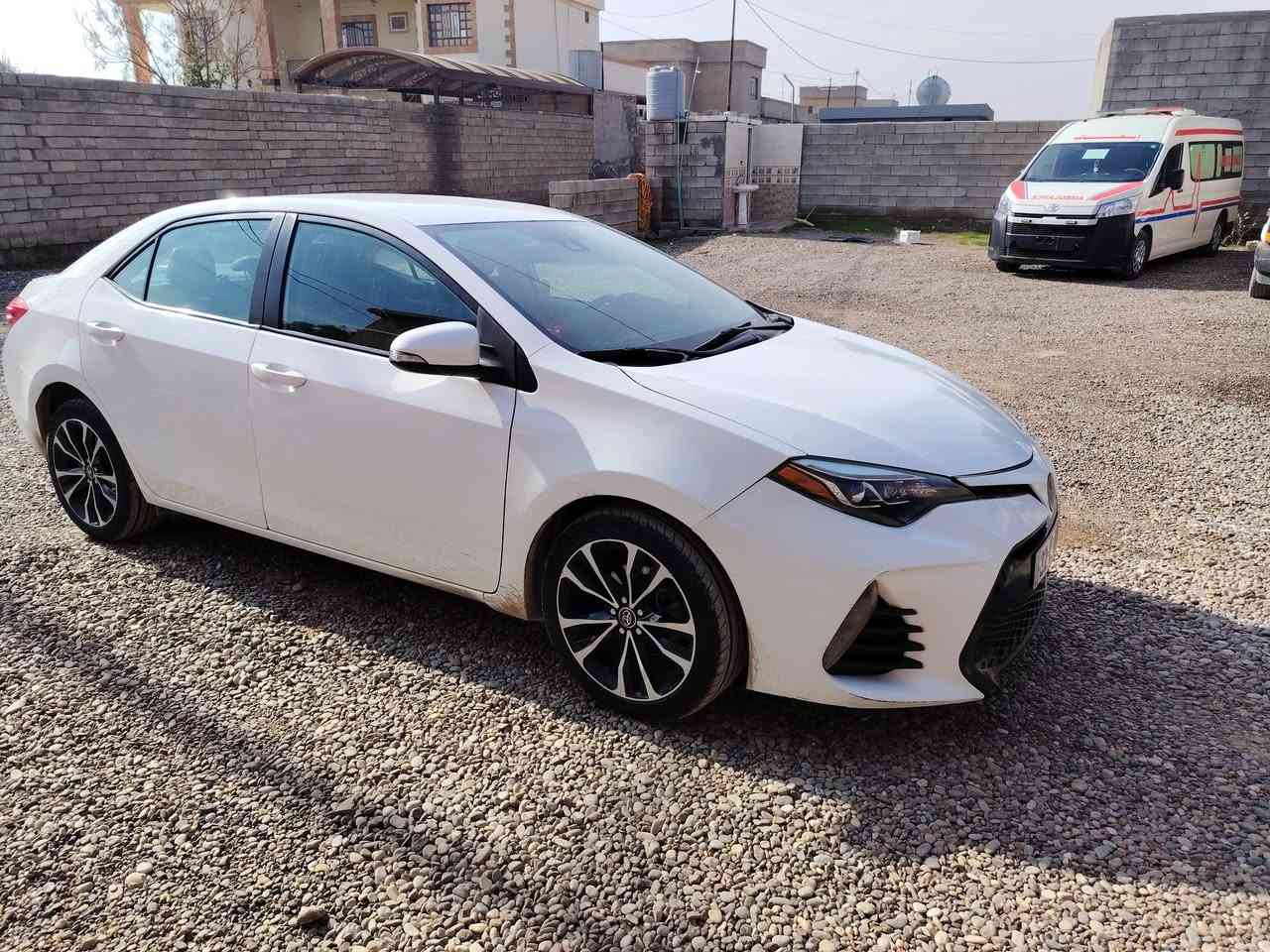 سلام 👋كورلا 19ابيض ثلجي ماشيه 80 يعني كلين بدون صبغ شرط جديده صدر جديد طخم تاير جديد ب3اوراق شرط تشقيل عن بعد كير ومكرك بشرط جديد جديد جديد يعني السياره على وضع شركه بشرط المكان الموصل ناحية القيارة قرية الحاج علي السعر 165 ووووووو الهاتف *********** كارتون
