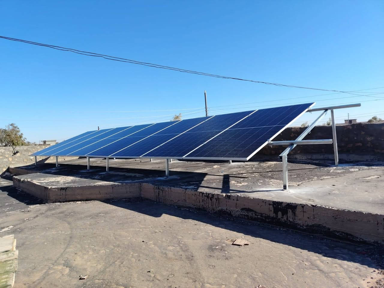 بفضل الله وبحمده قامت كوادر شركتنا (شركة المهندس للطاقة الشمسية) بنصب منظومة طاقة شمسية منزلية لأحد زبائن شركتنا
العرض الاقوى تحطيم الاسعار 🔥 🔥 🔥 🔥 🔥 🔥
العرض الاول 🔥 🔥 🔥
السعر : 4،500،000 نقدا
السعر : 6،000,000 قسط 
القسط الشهر 333 الف فقط
القدرة : 20 نهاري و 15 ليلي 
الألواح: 620 واط ضمان 15 سنة  عدد 8
البطارية: ليثيوم حجم 15 كيلو واط ضمان 5 سنة
الانڤيرتر :  حجم 6 كيلو مع واي فاي مدمج ضمان 2 سنة 
العرض الثاني 🔥 🔥 🔥
السعر :  3,3750,000 نقدا
السعر :5,000,000 قسط
القسط الشهري277 الف فقط
القدرة : 10 نهاري و 10 ليلي 
الألواح: 610 واط ضمان 15 سنة  عدد 5
البطارية: ليثيوم حجم 10 كيلو ضمان خمس سنوات
الانڤيرتر :  حجم 6 كيلو مع واي فاي مدمج ظمان 2 سنة
العرض الثالث 🔥 🔥 🔥
السعر : 3.000،000 نقدا
السعر : 4,250,000 قسط 
القسط الشهري 236 الف فقط
القدرة : 10 نهاري و 7 ليلي 
الألواح: 620 واط ضمان 15  سنة عدد5
البطارية: ليثيوم حجم 7 كيلو ضمان خمس سنوات
الانڤيرتر : حجم  4 كيلو ضمان 2 سنة 
العرض الرابع 🔥 🔥 🔥
السعر : 2،500،000 نقدا
السعر : 3,500,000 قسط
القسط الشهري 223 الف فقط
القدرة : 8 نهاري و 5 ليلي 
الألواح: 620 واط ضمان 15 سنة  عدد 4
البطارية: ليثيوم حجم 5 كيلو ضمان خمس سنوات
…………………………………………
المنظومات الحامضية  
العرض الاول  🔥🔥🔥
السعر: 2.500.000 نقدا 
السعر: 3.500.000 قسط 
القسط الشهري 223 الف فقط 
القدرة: 9نهاري و6 ليلي 
الالواح : 620 واط ضمان 15 سنة عدد 4 
البطارية: اوكايا 200امبير c10 عدد 2 ضمان 1 سنة 
الانڤيرتر : حجم 4.2KW ضمان 1 سنة 
العرض الثاني 🔥🔥🔥
السعر: 1.750.000 نقد 
السعر: 2.500.000 قسط 
القسط الشهري 166 الف فقط 
القدرة: 7 نهاري و 3 ليلي 
الالواح: 620 واط ضمان 15 سنة عدد 3 
البطارية : اوكايا 200 امبير c10 عدد 2 ضمان 1 سنة 
الانڤيرتر : 4.2KW ضمان 1 سنة 
 #شركة #المهندس #للطاقة #الشمسية 
كركوك - الحويجة - شارع المشاتل قرب جامع كامل الحاج صكر مجاور شركتي الدليان والصبحي للحجم والعمرة


**إذا كنت صاحب هذا الإعلان وتريد حذفه لأي سبب، رجاءا أرسل رسالة إلى الدعم الفني**