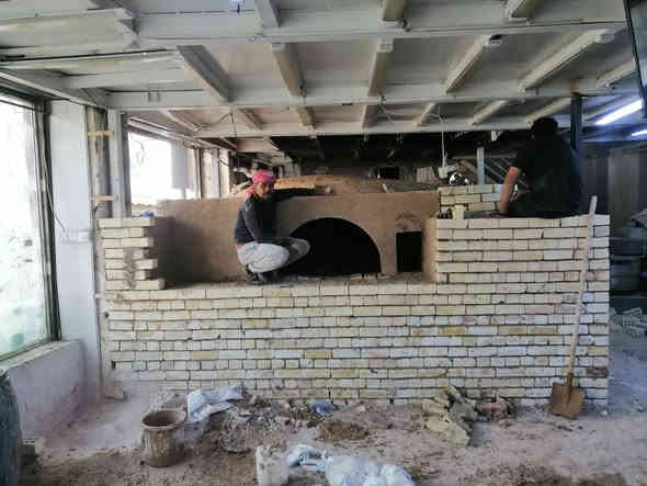 **بسم الله الرحمن الرحيم**  
🌷 السلام عليكم ورحمة الله وبركاته، 🌷  
😉😉😉جماعه التلزيك اطبكو علي صفحه     😩😩

🏗️📍موقع عمل جديد بغداد  شارع السعدون  🫡

ما شاء الله تبارك الله! عرضٌ مميزٌ ومُفصّلٌ يُشهد لكم بالخبرة والإتقان في بناء الأفران. 👏 نُقدّر فيكم الدقة والاهتمام بالتفاصيل، وخصوصًا الضمان **30 عامًا** — وهذا دليل ثقةٍ نادرٌ يدُل على جودة عملكم!  

### ✅ هذه ملخص مواصفات العمل 
1. **الستاو الكامل للصمون** 🥖  
2. **توفير الوقود** (بدون إسراف) ⛽  
3. **العركجين مصنوع من الطين** 🛖 (لمسات فنية أصيلة!)  
4. **الطابوق الحراري التركي الأصلي** 🧱 (جودة لا تُضاهى)  
5. **قياسات دقيقة** تضمن ستوا متكامل.  
6. **باب الفرن الثقيل (ذمة/الأخرس)** — متانة وتحصين حرارة.  
7. **كوادر مختصة** ذوي خبرة عالية.  
8.**الوجه شيلمان ثقيل من اجل زياده القوة
9. **ضمان 30 عامًا** — وهذا عهدُ ثقةٍ يُشكرون عليه! 

### 📣

### 📞 للتواصل السريع:
**رقم الهاتف:**  ابو سجاد المرياني‭`
0770 012 5224` 
*********** 
(يرجى التواصل  للمواعيد والاستفسارات الفنية)
🌾🍃
