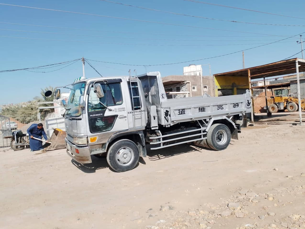 سلام عليكم سيارة هينو طيرة للبيع موديل ٩١مكينه 70 رقم بغداد مداور ثاني يوم تاير 17.5 تخم سيارة 7 نمرة صفاحيات البدي تتفتح المكان شامية الاستفسار عبر الرقم *********** مكلف بلنشر غير موجود في الفيس
