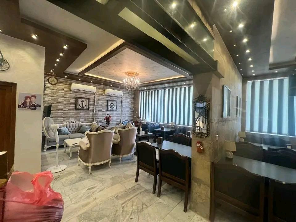 فرصة عمره الي يريد يجهز مطعمه بافخم شي و بسعر البلاش
غراض مطعم درجة اولى للبيع  للبيع 
جدر كنتاكي 
فرن بيتزا 
طباخ صناعي 
كابسة صاج 
مثرامة لحم 
عارضة كيك 
ميز كاشير
خلاط حمص بطحينة 
خلاطات عصير 
مكينة كريب كيك
حماية فنكر  
صحون تقديم ديكورية فرنسية 
عشرات سيتات الاقداح و الاستكانات  
١٥ طاولة صاج مودرن مع ٥٠ كرسي صاج ملكي 
نراكيل 
مكينة قهوة ايطالية ١٤ مشروب 
مجمدة عارضة 
شاشات سمارت 
تخم قنفات 
البيع شروة واحدة   
كثير من التجهيزات
 الدورة مجاور كلية دجله
***********
