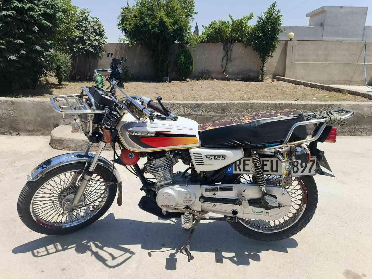 ماطور تايكر 2020 نضيف فول مابي اي نقص منفيس بي المو شاري لا ينطصل *********** السعر 475بي مجال حق جيتك
