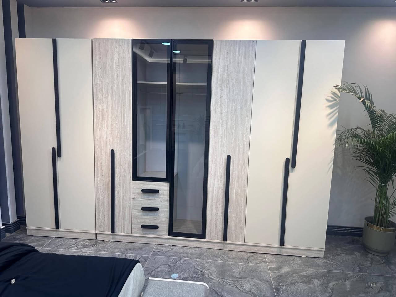 موديل أنجي المودرن ✨

‏مواصفات الموديل 🌱
‏
‏✓تركي المنشاة درجة أولى
‏✓تصميم عصري يتوافق مع جميع الاذواق 
‏✓يتكون هذا الموديل من ( 10 قطع  ) 
‏✓ قياس الكنتور مع المحلق  ( 330 سم ) 
‏✓ ظهر بلوك 
‏✓ برغي و جوي حديد 
‏✓سرير مخزن 
‏✓ طلاء حراري يتوافق مع الحرارة والبرودة

الموقع المسيب حي المعلمين قرب مفروشات الربيعي💯 
للتواصل عبر الصفحه او الواتساب ***********
