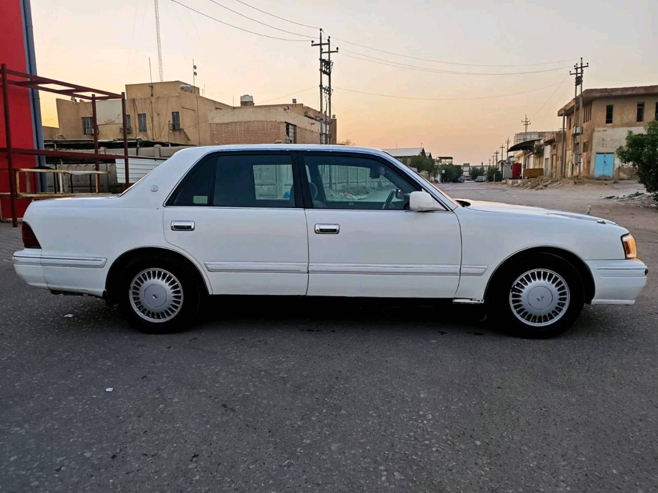 سلام عليكم سياره راس ثور تكم سياره حلوه يسره بلاديسعودي مال جناي رقم سياره دولي جديد رقم صلاح دين بسمنه راعيها يريد مداور رقم صاحب سياره *********** السعر ٦٧ ورقه