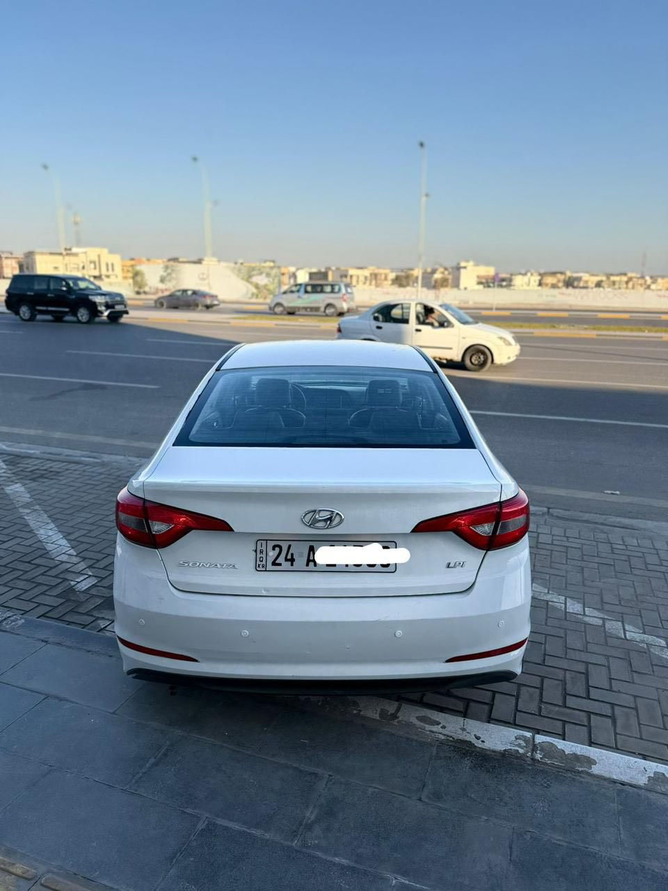 سوناتا 2017 
سعر ٥٢$
***********
