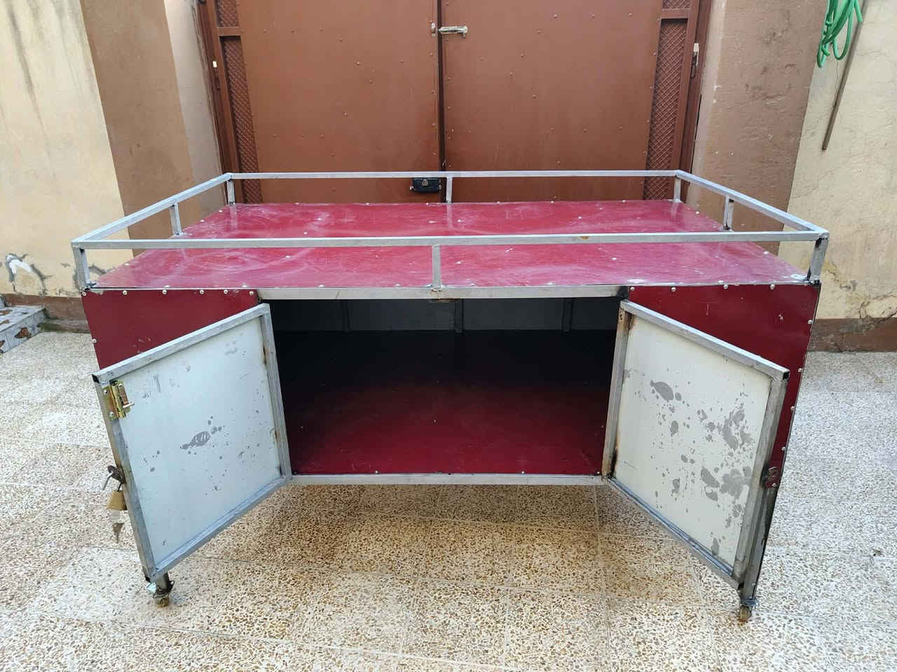 قفله مليون و800غرفه صاج ميز حديد ٢٠٠    
عرض 110 ال مريا اب 15 مناميه وتخت نفر 150 ميز خشب 50 ايضا كاونتر ابيض 140  الف وكاونتر ابيض بي برتقالي 250 كاونتر مستخدم اسبوع السعر 325 نظيفه حيل حيل التخت حديد هو والقنصور 180  كاونتر قهواىي 200 الف قطعتين جهاز رياضي 50 الف قنينه 10 الف وحديد 20 الف عبربانه طفل 15 الف تخت طفل ٧٥ لون ابيض مكتبه ٥٠ الف حشب ديوان ١٨٠ الف نضيف قصنور صاج ٥٠٠ الف فصال جديد


**إذا كنت صاحب هذا الإعلان وتريد حذفه لأي سبب، رجاءا أرسل رسالة إلى الدعم الفني**