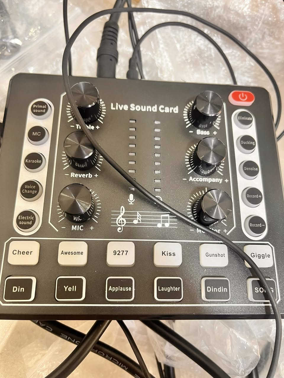 ميكرفون مكثف احترافي
مع توصيل
انطيني سعرك 
تفاصيل اكثر خاص 
شرط جديد ولا مستخدم


**إذا كنت صاحب هذا الإعلان وتريد حذفه لأي سبب، رجاءا أرسل رسالة إلى الدعم الفني**