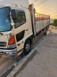 نقل اثاث في بغداد سيارة هينو 07704741263