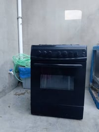 طباخ للبيع 50 ألف وبي مجال قليل 07831466360 اتصل