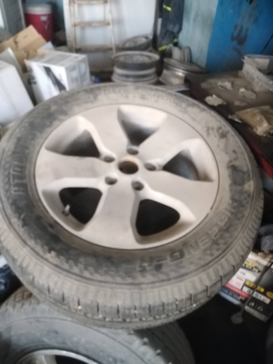 السلام عليكم للبيع 2تايرات جيب  نضاف الحجم بل صور السعر 80
المكان بابل كفل


**إذا كنت صاحب هذا الإعلان وتريد حذفه لأي سبب، رجاءا أرسل رسالة إلى الدعم الفني**