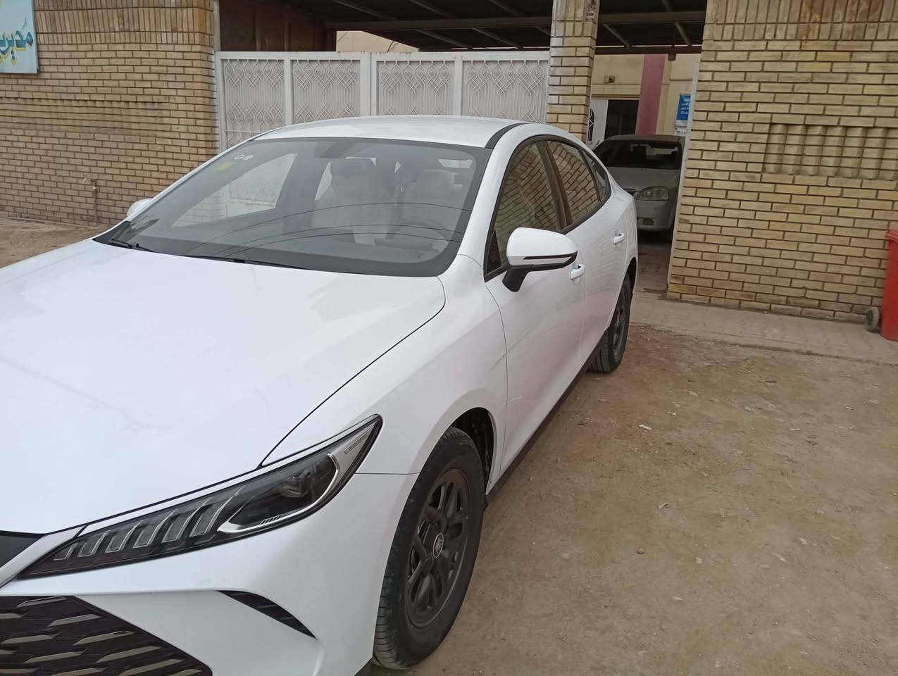 م عليكم بي واي دي موديل 25
 رقم بابل جن بلاص 
زيرو ماشيه 600 كيلوا
مكان حله
 ***********
