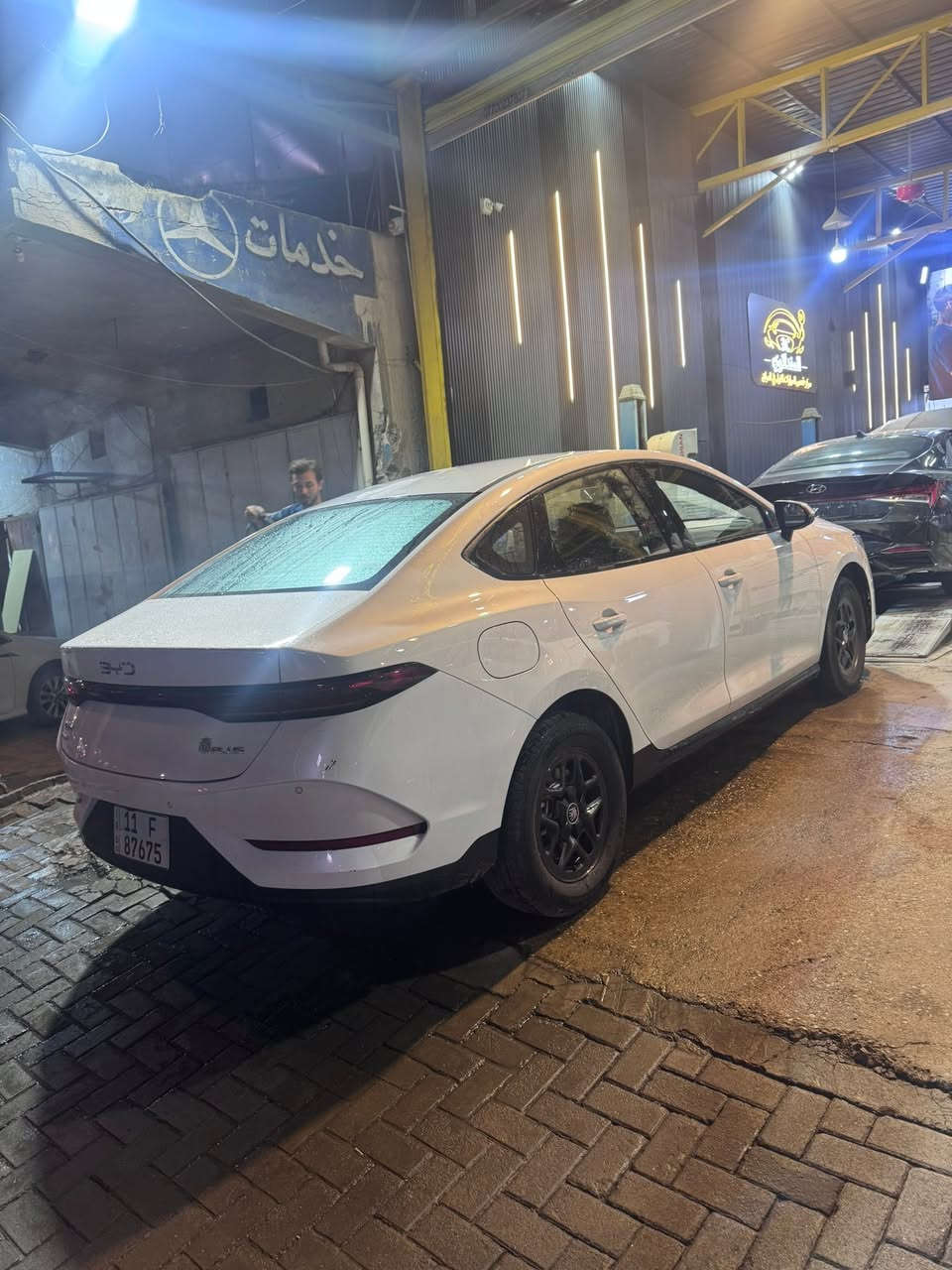 بي واي دي كن بلص 
ماشية ٨٠٠٠ قابل للزايدة 
كفالة عامة 
بيها كابينة شحن جاهزة 
ملحقاتها جاهزة 
داخل اسود 
تحويل ثاني يوم 
السعر 18،800 قفل 
المكان بغداد


**إذا كنت صاحب هذا الإعلان وتريد حذفه لأي سبب، رجاءا أرسل رسالة إلى الدعم الفني**
