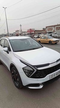 سياره لبيع كيه سبورتج 2023  سياره خير من الله بيه ضربه خفيفه ب البنيد ...