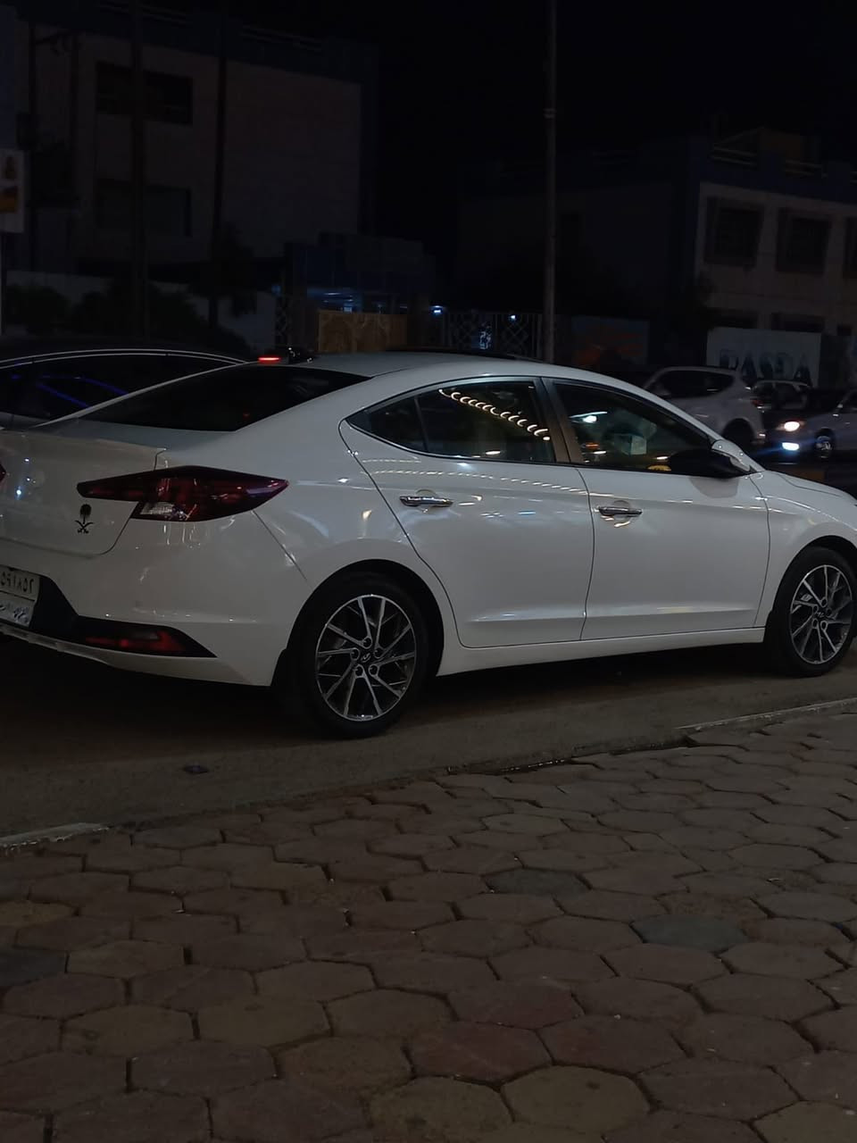 سلام عليكم شباب سياره النتره مديل20 سياره كفاله  وولكير ومحرك همً كفاله سعر ١٦٨ وبيه مجال وهاذه رقمي***********
