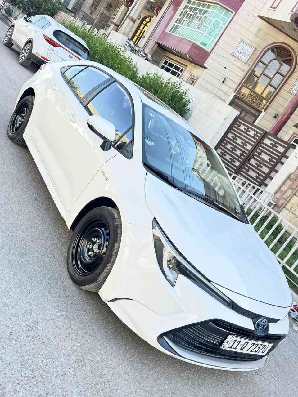 كورلا للبيع موديل ٢٠٢٤ هايبرد ماشيه ٣٨ الف كفاله عامه السياره عده شبر صبغ بالجاملغ الامامي اثر شخط الباقي كل السياره  مكفوله سبير مانازل السعر ١٣٤ ورقه وبيها مجال شي بسيط مكان السياره بغداد البلديات ‭٠٧٧٣ ١٥١ ٨٧٠١‬
