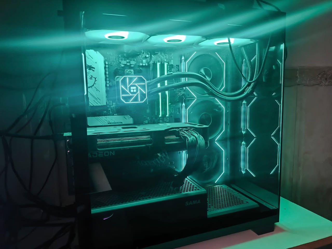 السلام عليكم تجميعه للبيع المواصفات
CPU: Ryzen 7 7700
Cooler: ThermalRight AQUA ELITE 360 V3
MOBO: MSI B840 GAMING PLUS WIFI
RAM: G.SKILL RIPJAWS 2X16GB DDR5 6000 MHZ
SSD: LEXAR NM620 1TB NVME
GPU: ASUS DUAL RX 7800XT 16GB
PSU: THERMALRIGHT TR-TG750 750W GOLD
CASE: SAMA SHADOW
اليو بي اس :1500w
الشاشه:mis27بوصه سرعه الستجابه 0.5 180hz 2k
مشتري جديد قبل اقل من 9 اشهر كله جديد و الكراتين موجوده
سبب البيع عدم الفراغ
السعر 2٫000٫000و بيه مجال بسيط
العنوان النجف -حي المكرمه -شارع المزرعه-قرب شارع الطاقه
رقمي:***********
