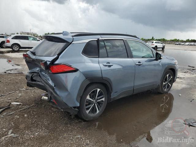 كورلا كروز فئة XSE أمريكي موديل 2024 ماشيه 12700 كيلو  متر  قابل للزياده فوول مواصفات صوره الحادث مرفقه مع المنشور حادث سيارة قبق جنطه فقط رقم بغداد باسمي حساس امامي وخلفي ونقطه عمياء وتحديد مسار ورادار وتوقف ذاتي وجلد وتشغيل عن بعد وجنطة كهرباء شفط وكشافات لد واللايتات لد وتدفئة كشنات اعلى مواصفات بفئة XSE الأمريكية ولون مميز وفتحه سقف وسونار  موجود وكل مواصفاتها اصليه للاستفسار الاتصال على الرقم *********** ومتوفر الواتس أب والسعر 205 وبيها مجال
