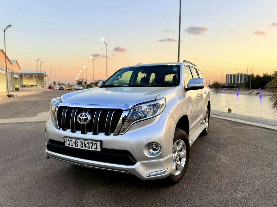 سلام عليكم

برادو 2010
رقم بغداد الجديد
شاشه كامره
هوك خلفي
لايتات زنون
صدر جديد
فيتبم جديد
ودسكات جدد
عليها ادامه كامله بدون اي نقص
مكاني بغداد
بيها بابين صبغ فقط اثر شخط
***********
