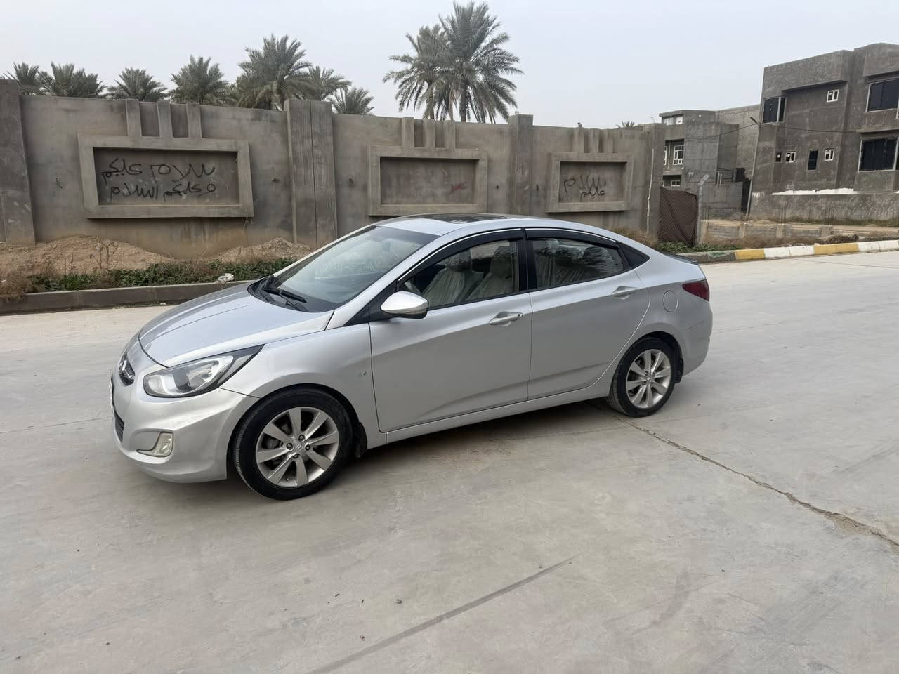 بسم الله
اكسنت موديل ٢٠١١ خليجي 
خليجي محرك ١٦٠٠ دوش 
فول مواصفات رقم بغداد 
بنيد فقط بدون داخل 
نظافة فول سيارة بدون نواقص 
ميكانيك جيد جدا 💯 
سعر ٩٢ مكان بعقوبة 
***********
