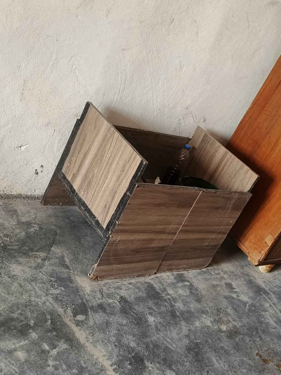 السلام عليكم كنتور ثلث بوب صاج عراقي ثقيل نضيف
فول جاهز من كلشي السعر , 160
سرير طفل السعر 25
مكان كرابله ***********
