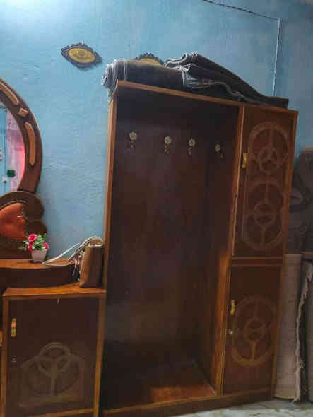 سلام عليكم  غرفه نوم صاج  نضيفهةجدا نفس بصوره البيع السعر 550 بيه مجال  مكان الديوانية السدير ***********
