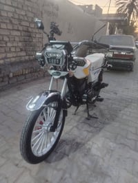سونك للبيع مكينه 200 ضاغطه وزنجيل مديل 25صار شهر نازله من رمبه ماشيه ٤...