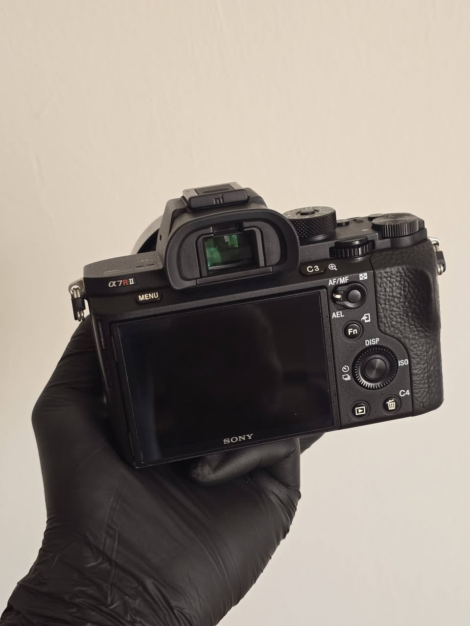 بسم الله 
اقرأ المنشور جيداً 

Sony A7 R2 with 50mm f 1.8 

*سوني آر ٢ مع عدسة ٥٠مم ١.٨ 
*نسبة النظافة %٩٩ 
*عدد الشتر ٤٠ الف صورة (لهذا الموديل يعتبر قليل )
*مامستخدم للفيديو غير كم مقطع قليل جداً 
*ملحقات (قباقات موجودة غير قباق الامامي للعدسة، و هود موجود ، و بطارية واحدة مع شاحن واحد.
*كارتون ماكو .

مليون و ١٤٠ ألف و  قابل للتفاوظ


**إذا كنت صاحب هذا الإعلان وتريد حذفه لأي سبب، رجاءا أرسل رسالة إلى الدعم الفني**
