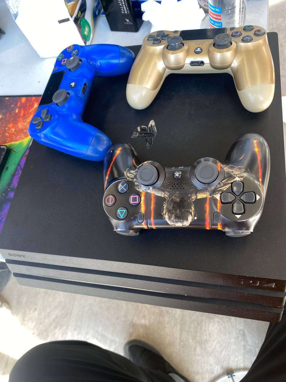 Ps4 pro 
نص تيرا تحديث ١٣.٠٤
نظيف ممفتوح فقط لزكة وحدة انشالت بسبب طفل 
الجهاز على الفحص 
السعر ٢٣٠ قفل مكاني بغداد بسمايا


**إذا كنت صاحب هذا الإعلان وتريد حذفه لأي سبب، رجاءا أرسل رسالة إلى الدعم الفني**