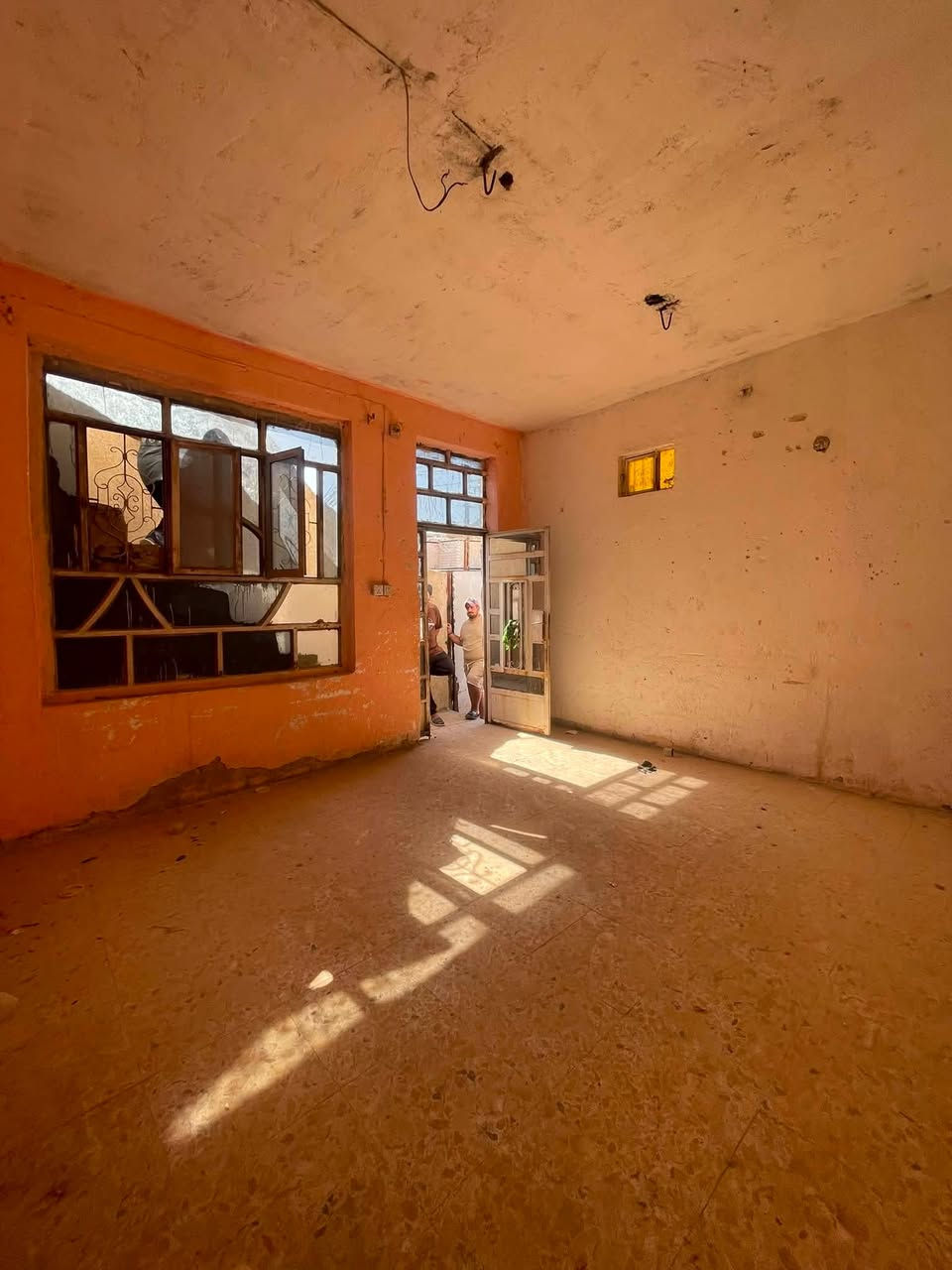 سلام عليكم
مكتب ( عــقـ🏦ــارات ارض بابل) 
🏫 مشتمل للايجار
يتكون من غرفه نوم وصاله ومطبخ ومجمع صحيات داخليه 
💸 قيمه الايجار 125
🌏 عنوان ( شارع 80 طريق نجف/ قرب مدرسه الرحمن )
***********…📞
واتساب ***********
