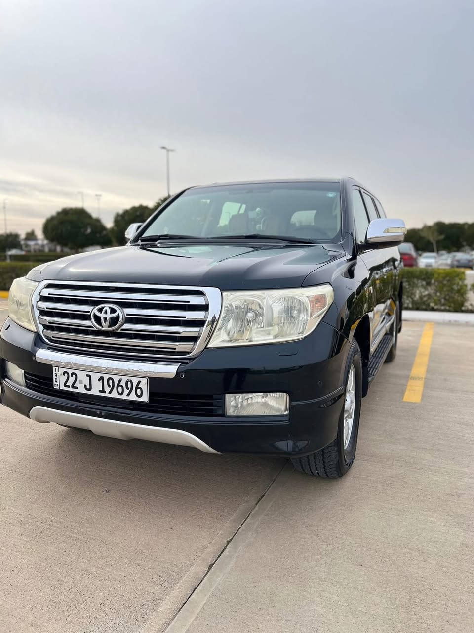 سلام عليكم 

لاندكروز للبيع 

موديل 2011  ستيني بلادي     GXR 

فول مواصفات 

ماشيه   315  الف KM

رقم اربيل هزه وسنوية جديده 

السياره نظيفه ومال بيت غرفتها بلاديه كشناتها جلد شرط مابيها عيب 

گير ومحرك مكفووول شرط الفحص 

مكفوووله كفاله عامة عدا صبغ الدعامية الامامية + تكحيل وبارد اصبعين فقط جو البك لايت اليسار كما موضح بالصور 

والخطة طابعه 

السعر 29.500$  وبيها مجال 

مكان السياره .. الرمادي

***********

