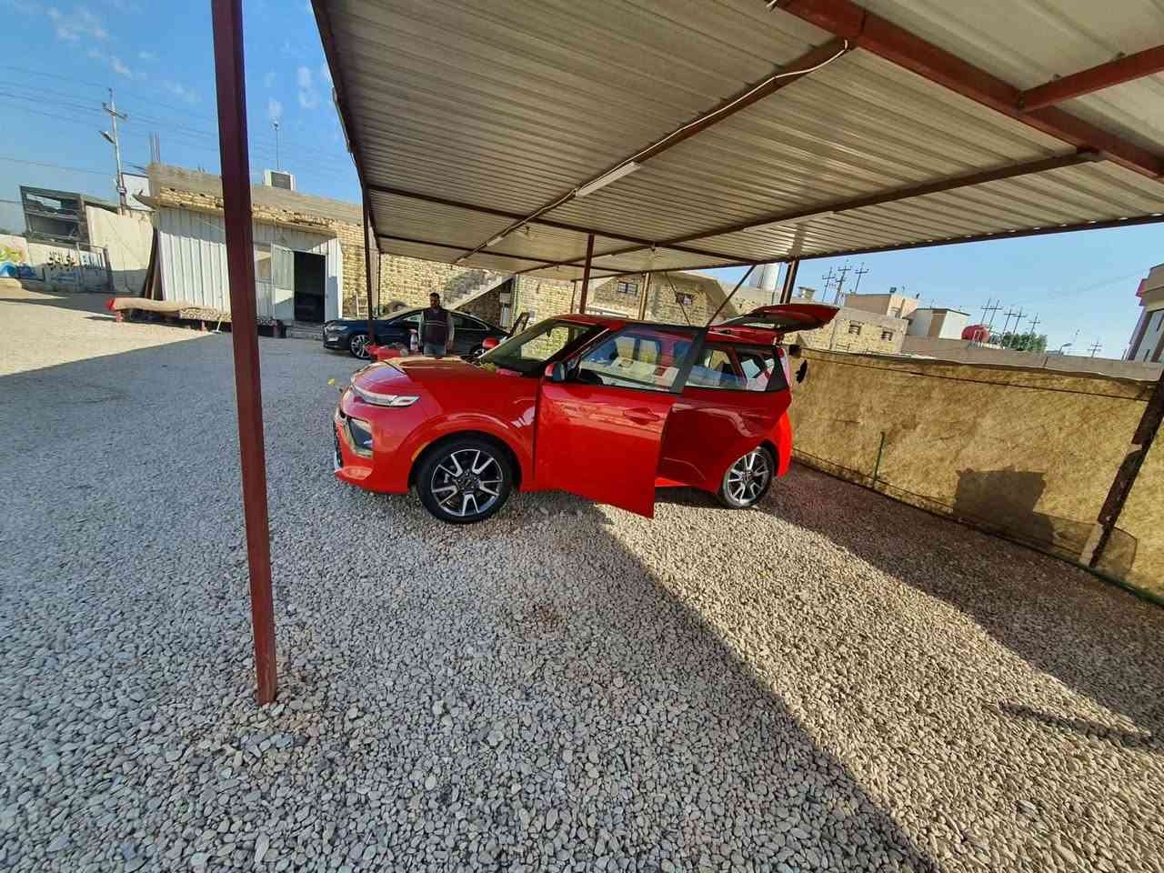 السلام عليكم كيا صول 2020 GTLINE شاشه كبيره . اشارات بالمري . الستيرن D . وبقية المواصفات السياره ماشية 45 السعر 130 وبيه مجال رقم بابل والسياره بأسمي 
للاستفسار ***********
***********

