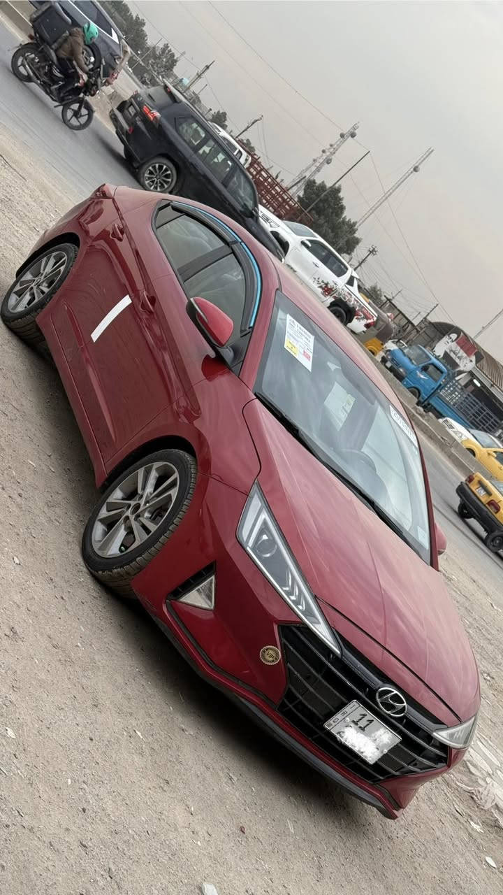 السلام عليكم
للبيع هونداي النترا 
موديل 2019
وارد امريكي 
حادث بسيط موضح بل الصور 
وبيهه بل العراق صبغ الدوسه وقبق الجنطه 
مكينه 2000دوش
السعر 127$ وبيهه مجال بسيط
رقم بغداد جديد بأسمي 
كير مكينه حديد خير من الله 
ماشيه 97الف//المواصفات 
شاشه وكامره بلادي تحكمات استيرن تتفئ استيرن وكشنات 
رادار جانبي واشاير بل المري 
#مكاني #بغداد
الاستفسار الاتصال ***********
غير متواجد فيس
