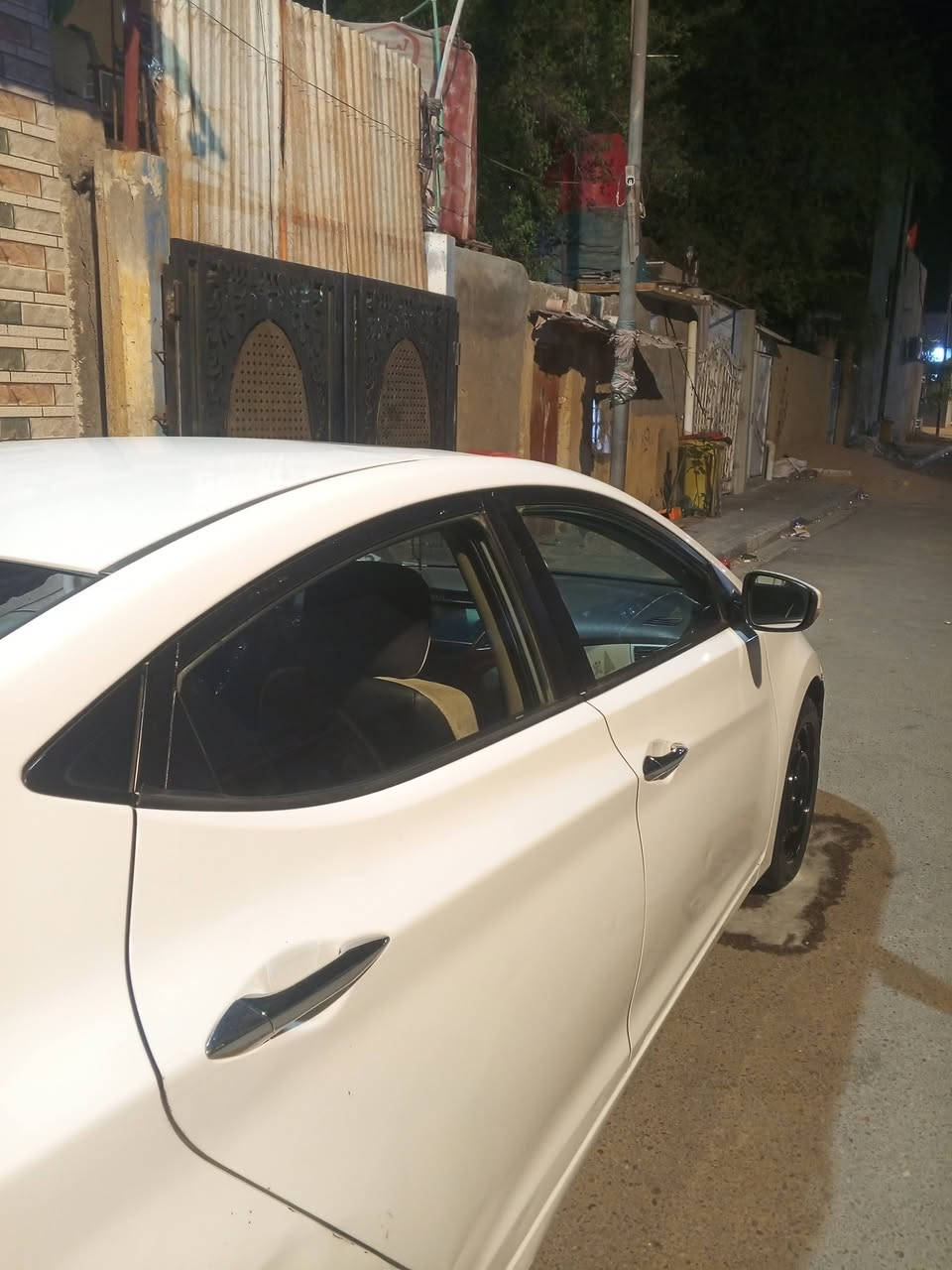 سياره النترا 15 خليجي مكينه 1600دوش سياره فول مواصفات بيه باب مبدل والهلال الجاملق الخلفي بي صبغ السعر 110وبيه مجال قليل مكاني البصره القبله ***********
