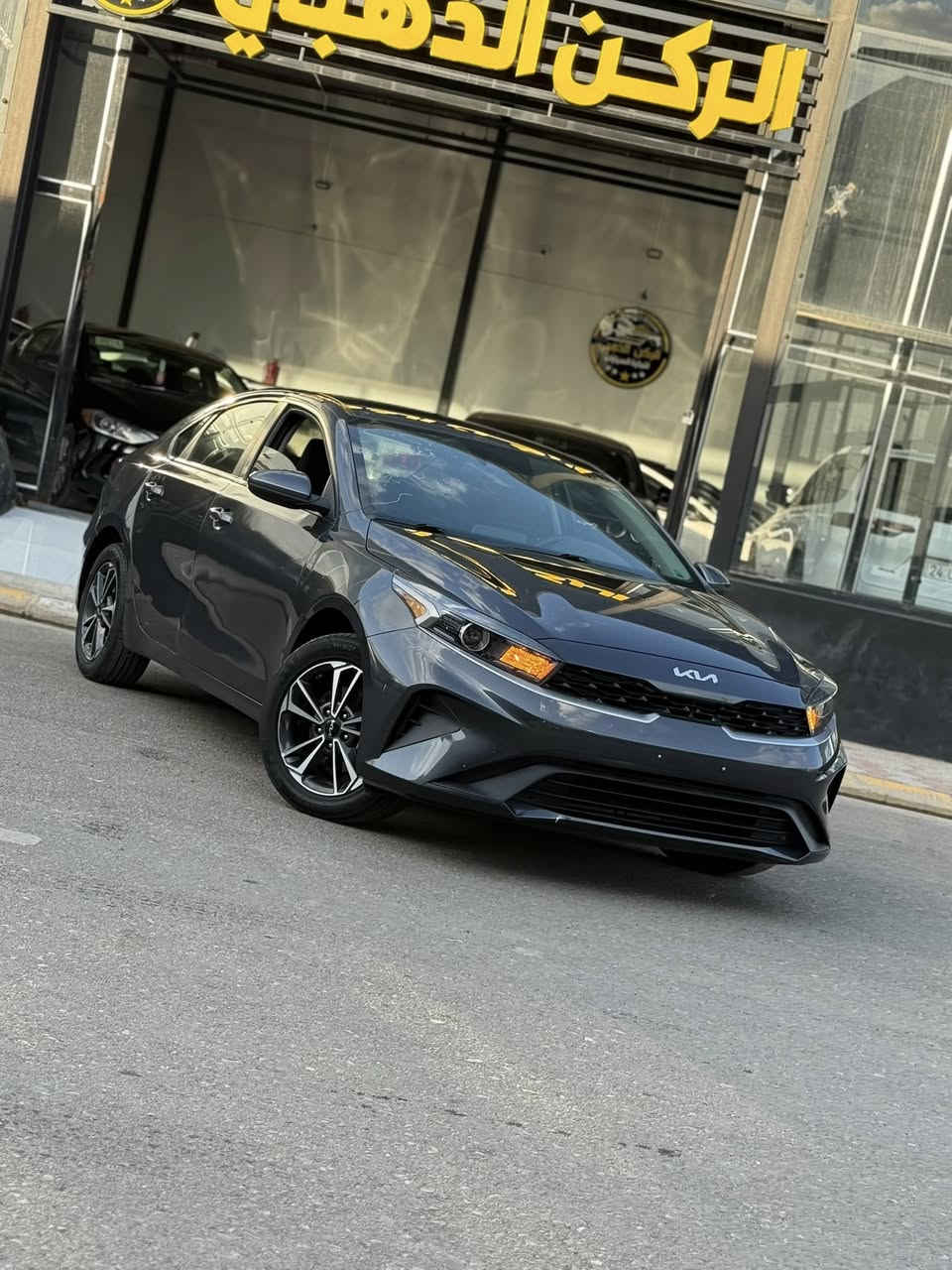 🚗 للبيع: كيا فورتي LXS موديل 2024  135$🔥
📍 مكان السيارة :  موصل مدينه المعارض الجديده 
معرض الركن الذهبي 
📞 للتواصل: واتس اب    ***********
                                              *********** 
🛠️ المحرك: 4 سلندر 2000 دوش المرغوب
السعر بلاااااااش💥🔥😳135$🔥
⚙️ المواصفات:

• شاشة كبيرة وكاميرا
• CarPlay و android
• تحكمات ستيرن
• أوتو ستوب
• قيادة ذاتية
• تحديد سرعة وتحديد مسار
• رادارات أمامية وجانبية وخلفية
• مثبت سرعة
• مانع انزلاق
• 3 انضمة قيادة

⚠️ أضرار السيارة: 3 قطع جانبيه 
بدووون دواخل 
بدووون ايربك ✅
بجم كبس ✅

📌 تفاصيل إضافية:
• السيارة دخول جديد بدون رقم
• تترقم رقم شمالي (دهوك - أربيل - السليمانية)
• لون السيارة نفطي🩶
• الكير والمحرك بحالة ممتازة – شرط الفحص
• صدر وخلف "بلادي"
• الرادار وحجر البيئة والكزوز  كلها أصلية
• السيارة بحالة ممتازة وبدون مصاريف
السعر 135$🔥
