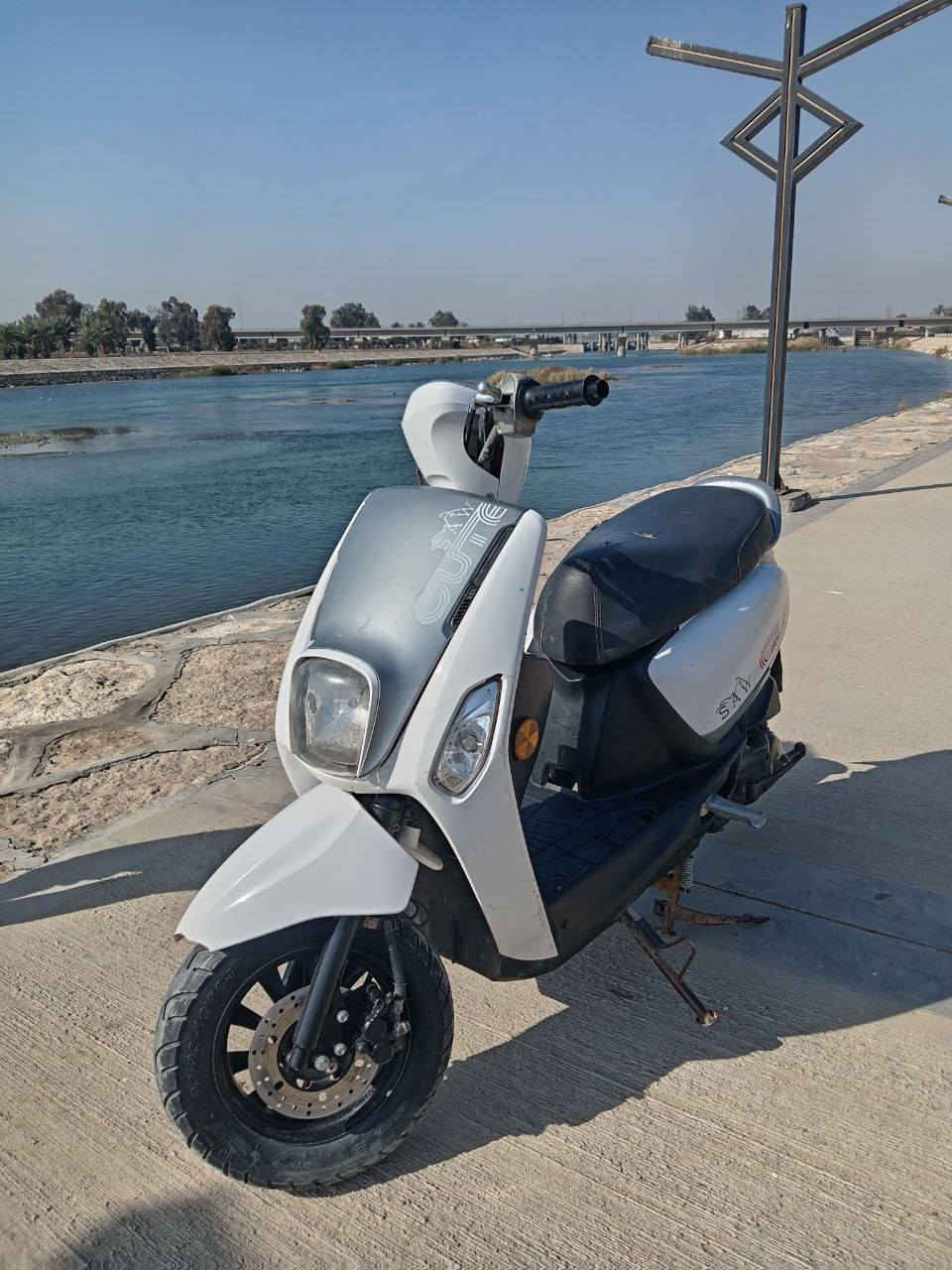 السلام عليكم دراجه بوليس للبيع 2023 مكينه بلاديه شلعه ومعدل فول كفاله عامه (نقصه بس سلف) تواصل خاص او عله رقمي ***********
