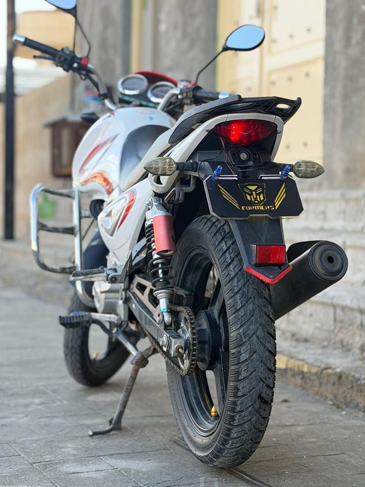 السلام عليكم سنكي ساو للبيع للاستفسار الاتصال ***********
