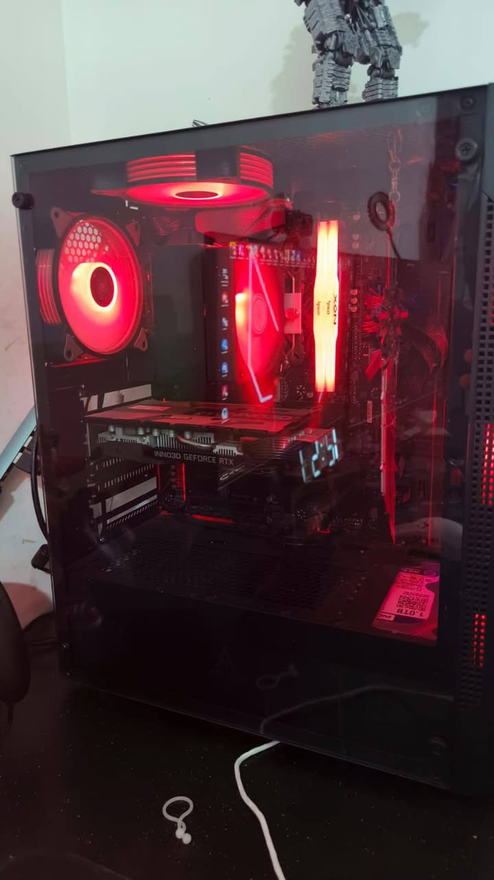 سلام عليكم كيس فارغ معه خمس مراوح ARGB الكيس نضيفه جدا وحجمها ATX سعر الكيس 70 مع التوصيل ومتوفر 4 مراوح من ماركه جلاكس RGB 120mm سعر الكت 35 مع التوصيل


**إذا كنت صاحب هذا الإعلان وتريد حذفه لأي سبب، رجاءا أرسل رسالة إلى الدعم الفني**
