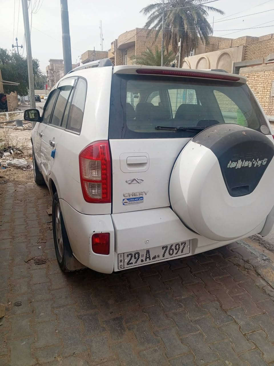 تيكو
موديل 12 شكل 13 گير كهربائي 5 نمر 
فتحة سقف 
شاشه بلازما 
تبريد تدفئه شغال 
تخم تاير جديد 
حدادية جديدة
السيارة جاهزة
لوحات إنكليزي جديد 
رقم واسط 
السيارة نظيفه وخير من الله 
بأسمي وتحويل ثاني يوم 
53 وبيها مجال للشراي 
مكان سيارة كوت الكفاءات 
السونار مرفق مع الصور 
***********
