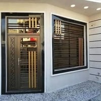 حداده عامه • شباك وباب • صبغ حديد