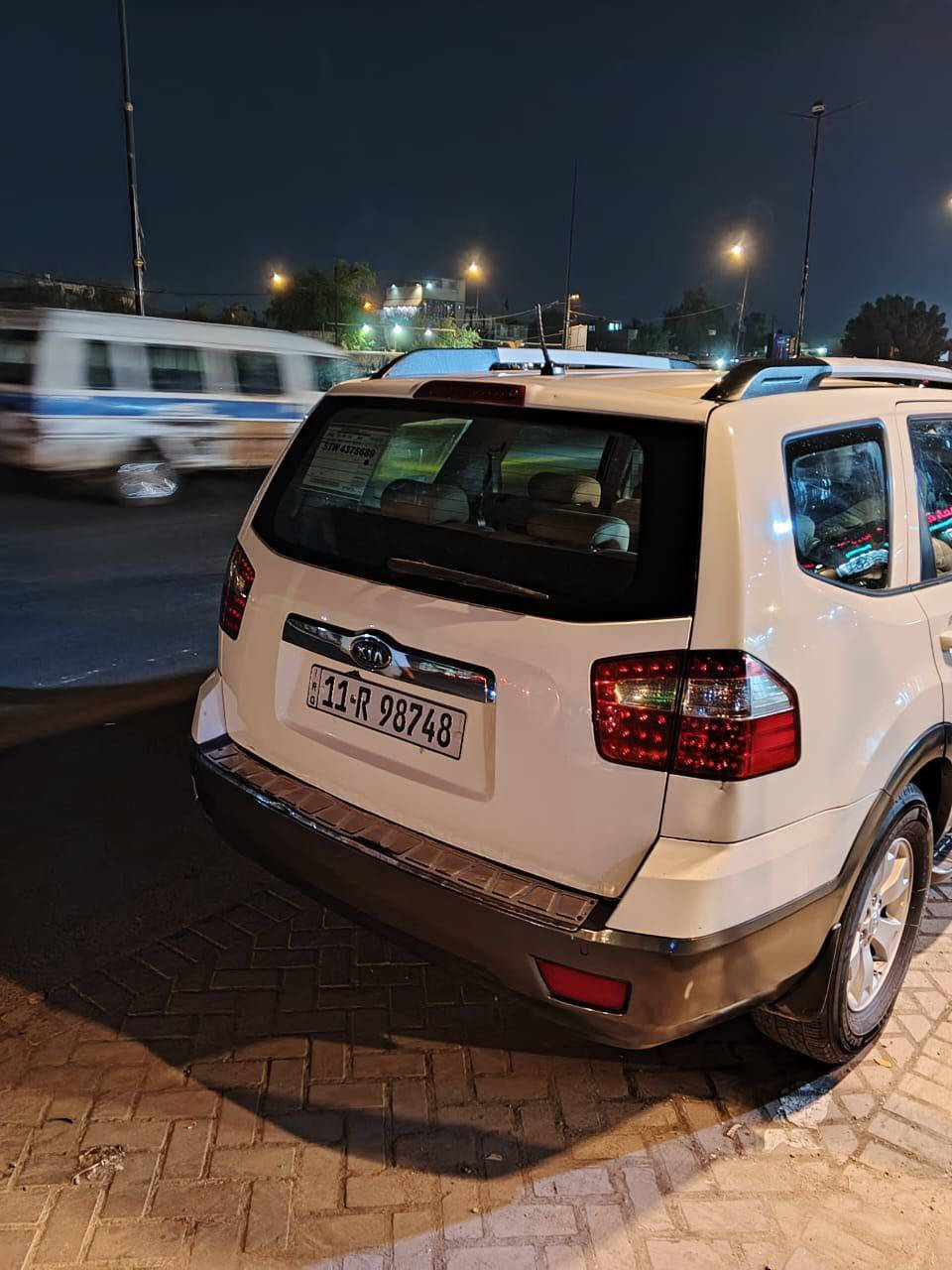 السلام عليكم موهافي 2013للبيع  محرك بي تبخير السياره بيها بارد بالباب الأمامي مال سايق والصندوق وشخط بالباب الخلفي السعر130 المكان بغداد مدينة الصدر الهاتف ***********
