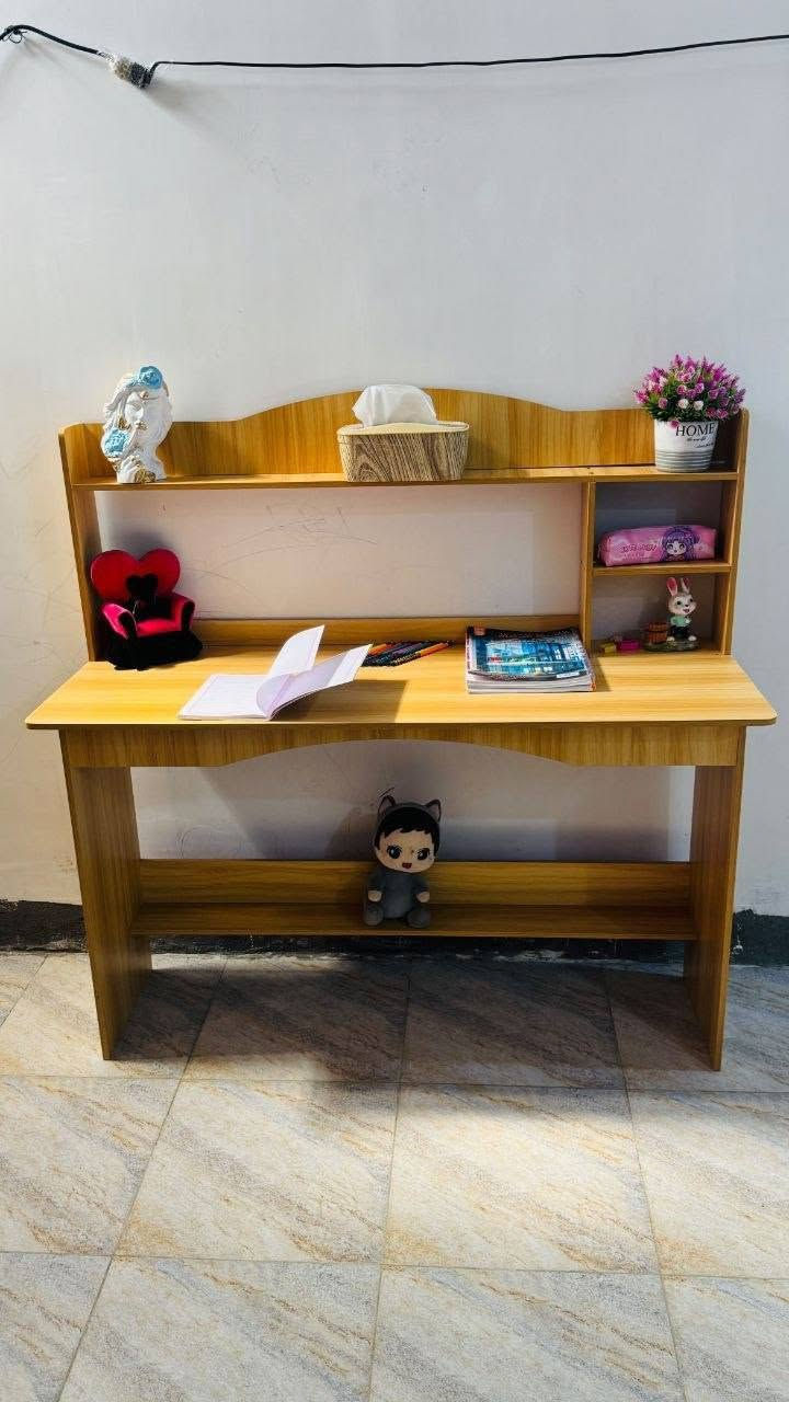 🔥ميز مكتبي  120cm 🔥
🔴 متوفر ٣ الوان   ( ابيض -  رصاصي  - بيجي )
🔴بدون باب 
🔴القياس ١٢٠×١٢٠×٤٣
🔴خشب mdf. 12mm
✅️ السعر 80 الف   والتوصيل مجاني


**إذا كنت صاحب هذا الإعلان وتريد حذفه لأي سبب، رجاءا أرسل رسالة إلى الدعم الفني**