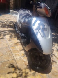 متاح دراجه نضيفه   سعره 275 الف قفل المو شراي لا يتعبني 07823714558