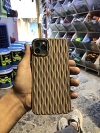 iPhone 11 pro max 256 الجهاز بس بطاريه مبدله بـ قطعه اصليه والضهر بي ه...